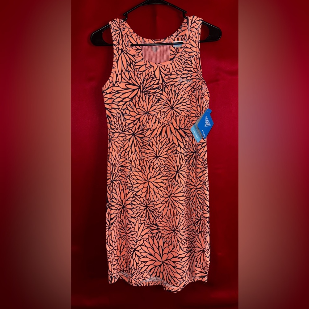 #377-NWT Columbia PFG Vibrant Orange Dress with Black Floral Design Size Small